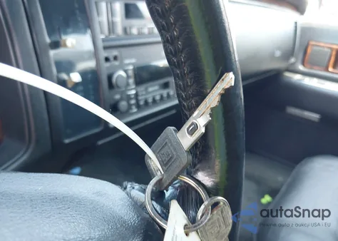 1996 Cadillac Fleetwood Brougham from USA, damaged, VIN 1G6DW52P7TR709874